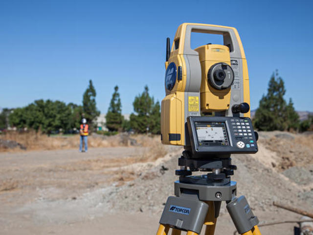 Topografía con estación total - IngeCivil
